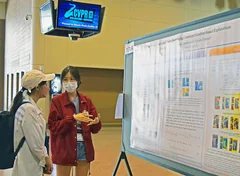 PhD Student Ziyan Yang presenting her work at the XAI workshop at CVPR 2022 in New Orleans.